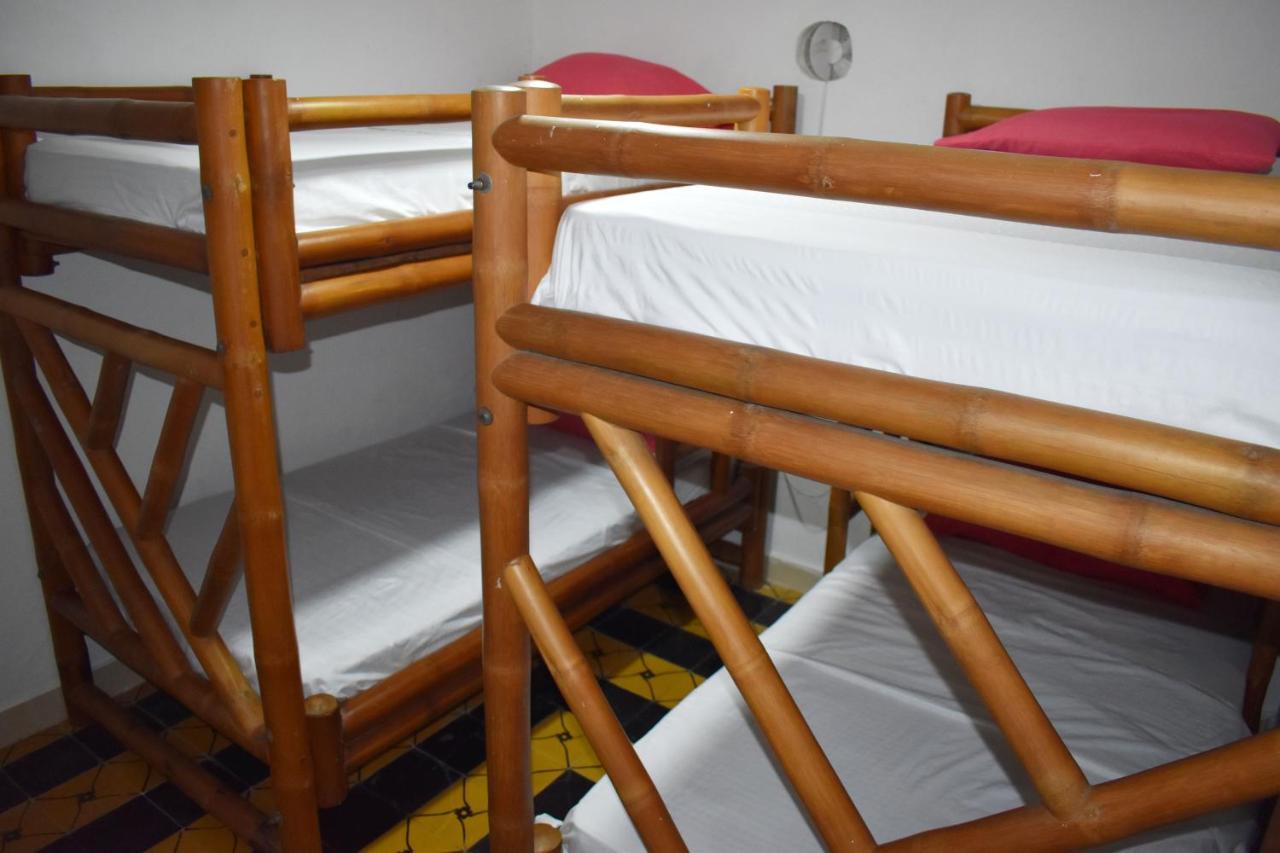 Casa Hostal Kristalu Картахена Экстерьер фото