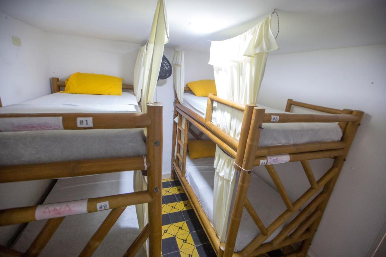 Casa Hostal Kristalu Картахена Экстерьер фото