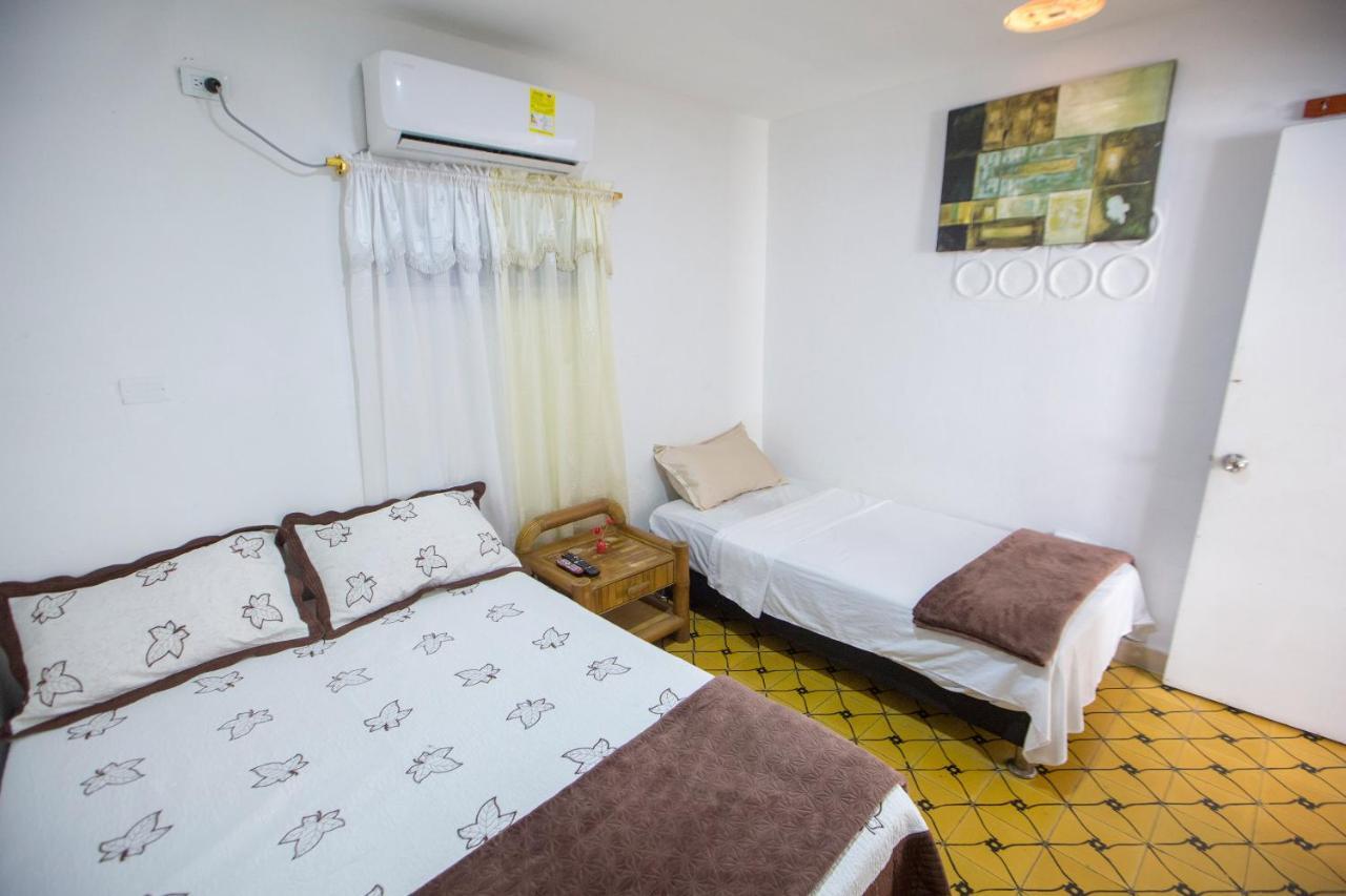 Casa Hostal Kristalu Картахена Экстерьер фото
