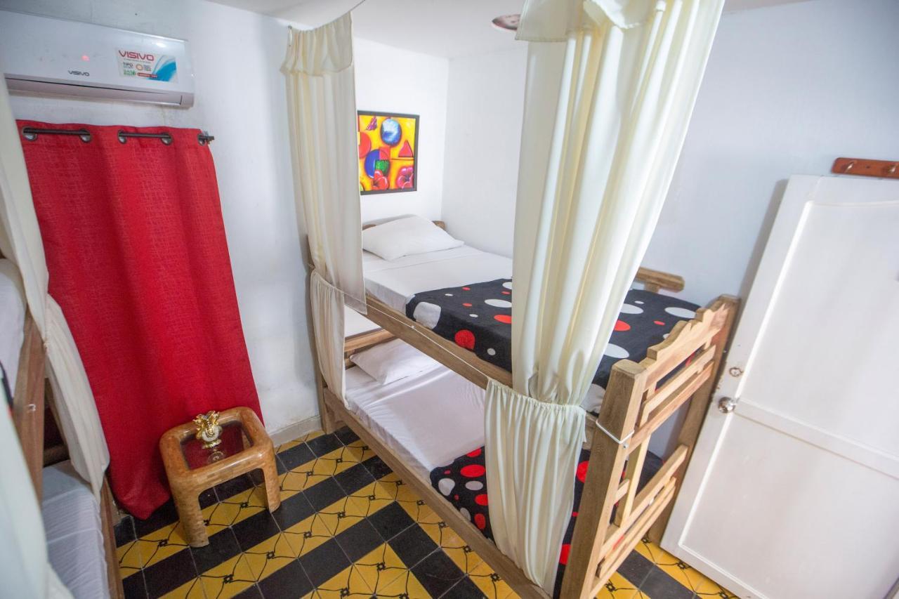 Casa Hostal Kristalu Картахена Экстерьер фото